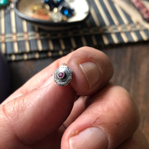 Beth Orduna sterling stud earrings - Picture 4 of 14